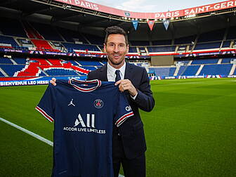C'est fait! Lionel Messi is of...